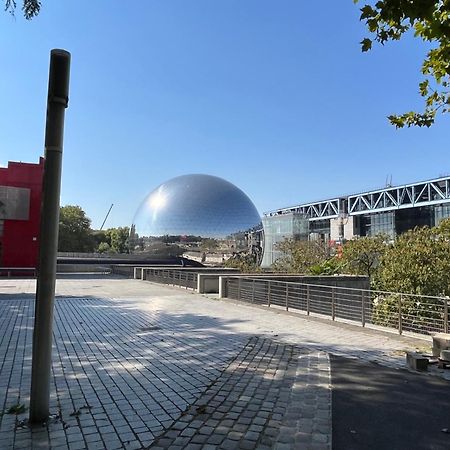 Studio Number 7 Pantin Bagian luar foto