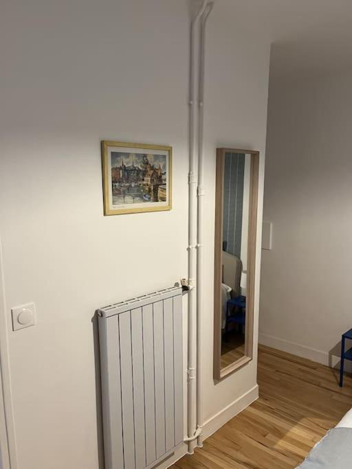 Studio Number 7 Pantin Bagian luar foto